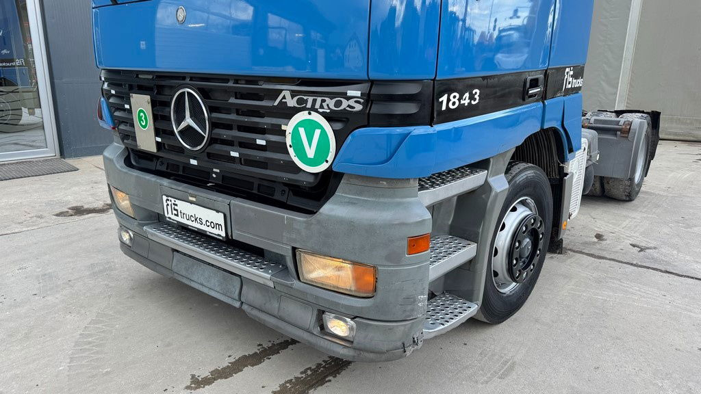 Mercedes-Benz Actros 1843 LS 4x2 tractor unit - air condition - Tractor head: gambar 2 Mercedes-Benz Actros 1843 LS 4x2 tractor unit - air condition - Tractor head: gambar 2