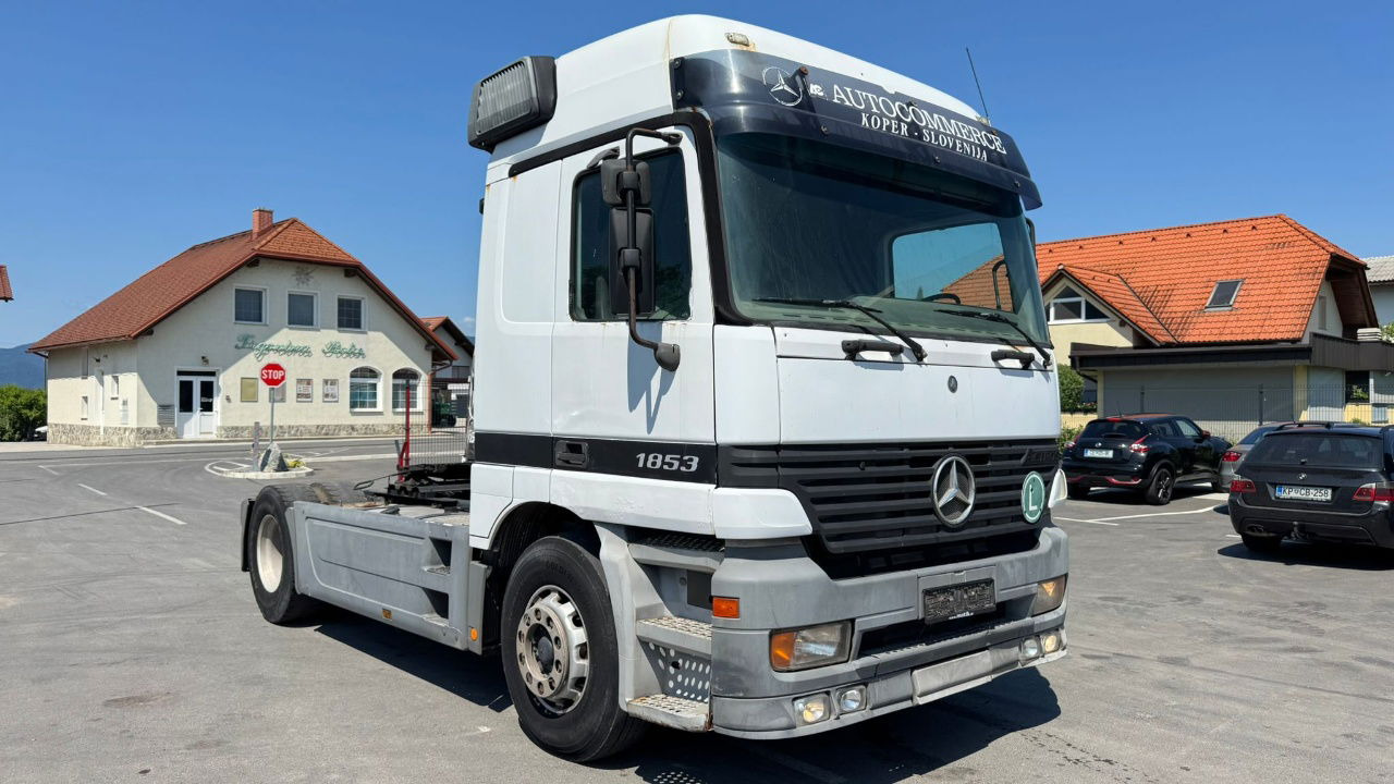 Mercedes-Benz Actros 1853 LS 4x2 tractor unit - retarder - tipp. hydraulics - Tractor head: gambar 3 Mercedes-Benz Actros 1853 LS 4x2 tractor unit - retarder - tipp. hydraulics - Tractor head: gambar 3
