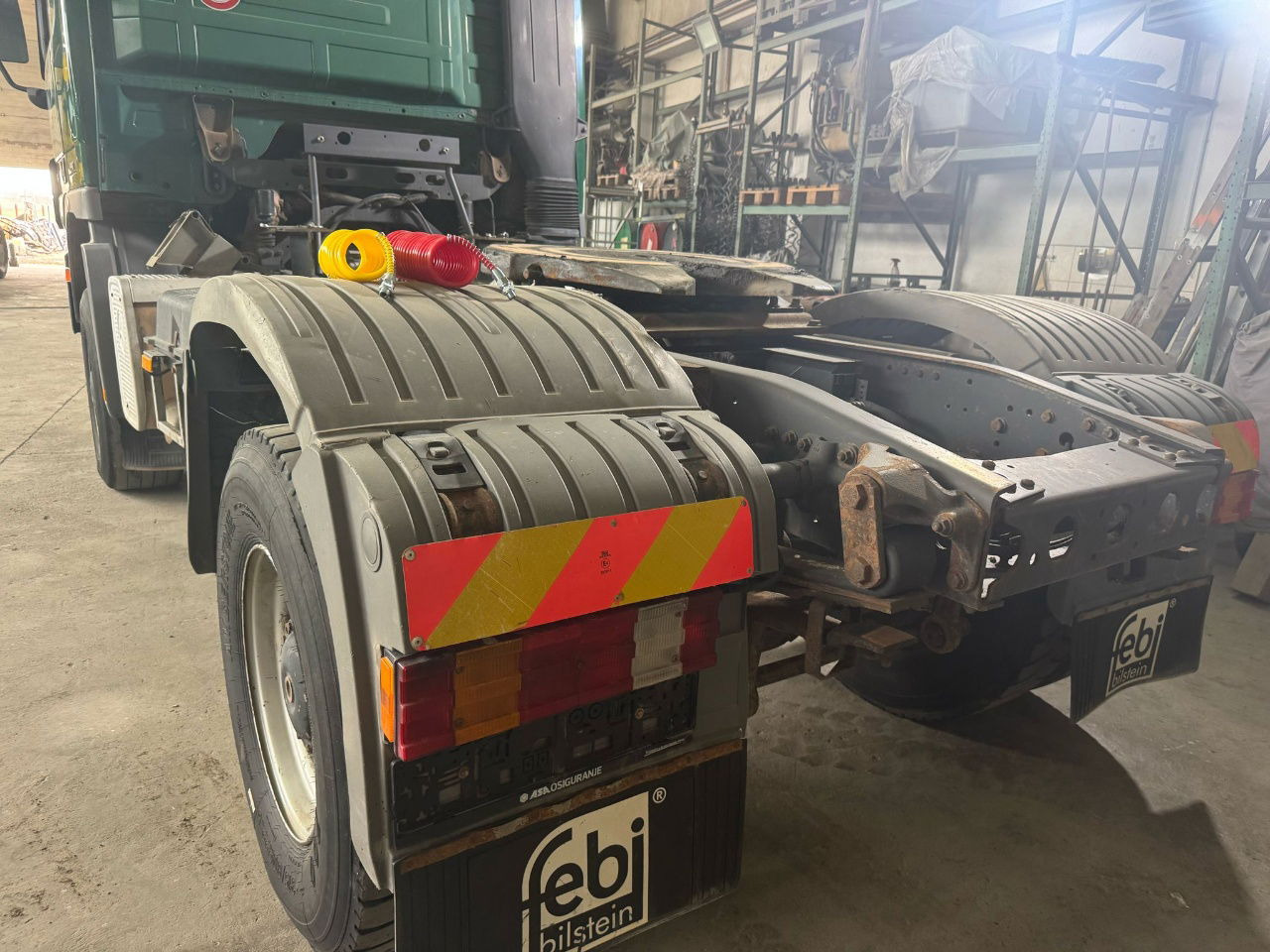 Mercedes-Benz Actros 2044 AS 4x4 tractor unit spring - eps - tipp. hydr. - Tractor head: gambar 3 Mercedes-Benz Actros 2044 AS 4x4 tractor unit spring - eps - tipp. hydr. - Tractor head: gambar 3