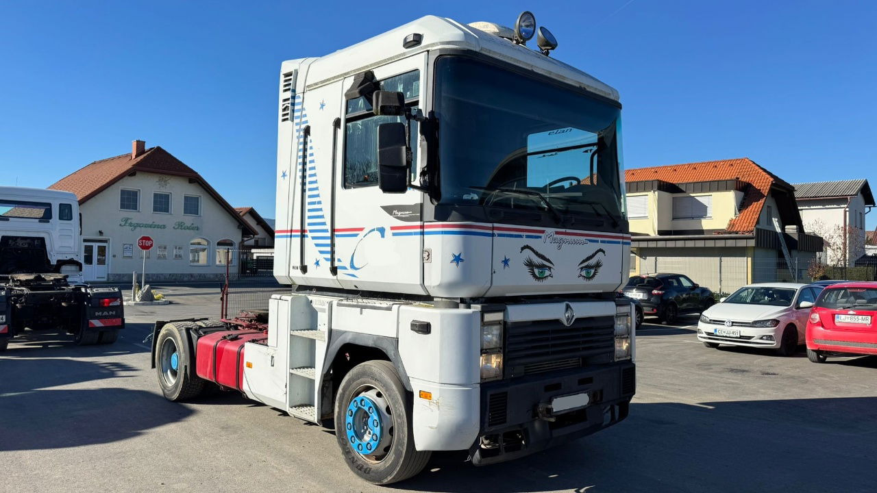 Renault Magnum 390 4X2 tractor unit - Tractor head: gambar 3 Renault Magnum 390 4X2 tractor unit - Tractor head: gambar 3