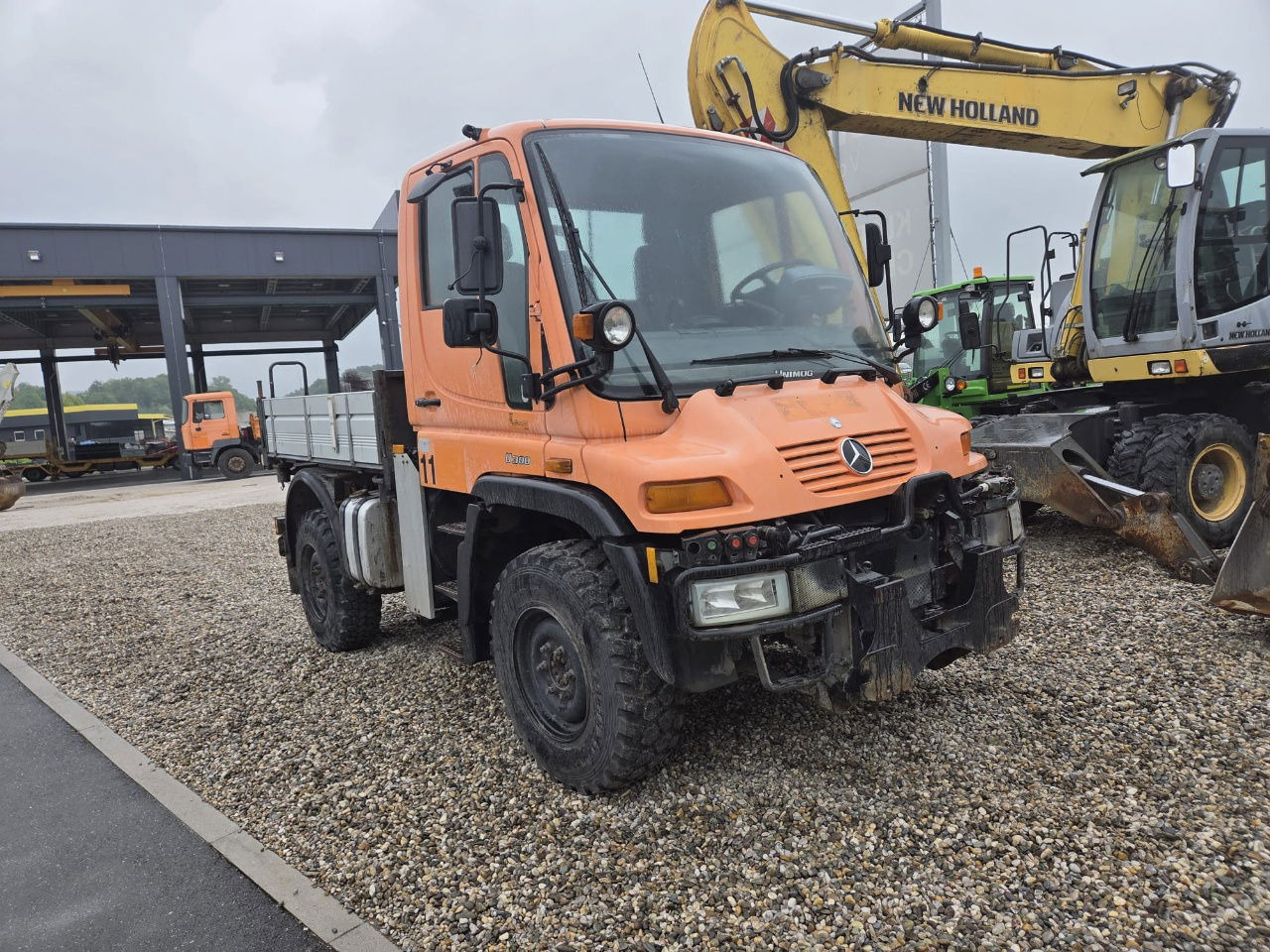 Unimog U300 4x4 - tipper - Truk jungkit: gambar 1 Unimog U300 4x4 - tipper - Truk jungkit: gambar 1