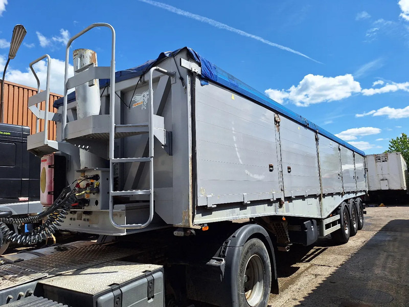 Benalu C34 - Semi-trailer jungkit: gambar 1 Benalu C34 - Semi-trailer jungkit: gambar 1