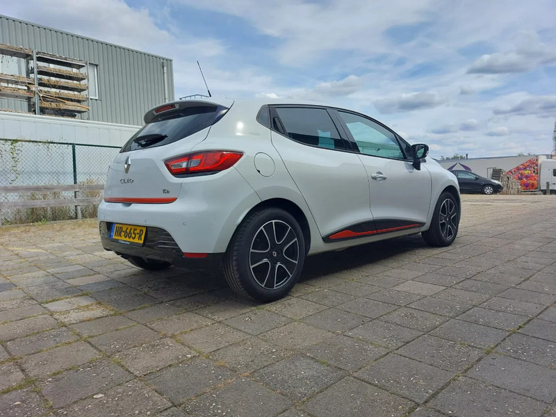 Renault Clio Clio 0.9 TCE - Hatchback: gambar 4 Renault Clio Clio 0.9 TCE - Hatchback: gambar 4
