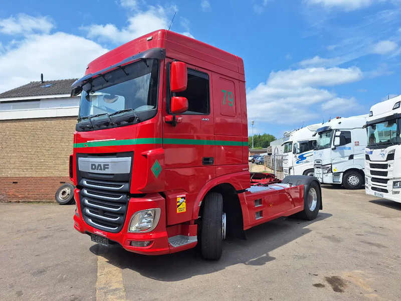 DAF XF 440 XF440 ADR - Tractor head: gambar 1 DAF XF 440 XF440 ADR - Tractor head: gambar 1