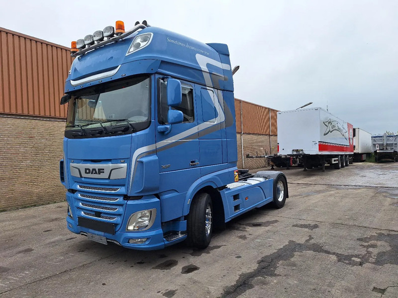 Tractor head DAF XF 530 XF 530: gambar 1