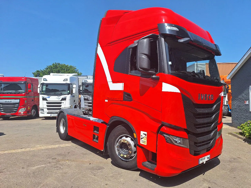 Iveco Stralis 510 Stralis 510 - Tractor head: gambar 3 Iveco Stralis 510 Stralis 510 - Tractor head: gambar 3