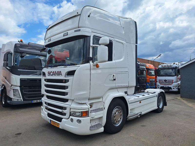 Scania R520 R520 V8 - Tractor head: gambar 1 Scania R520 R520 V8 - Tractor head: gambar 1