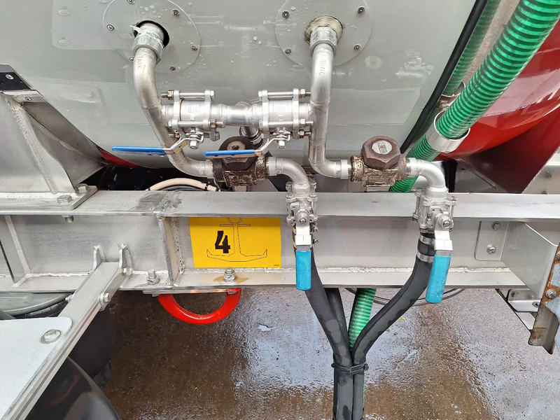 Van Hool 3D0020 ADR AT,FL,OX - Semi-trailer tangki: gambar 5 Van Hool 3D0020 ADR AT,FL,OX - Semi-trailer tangki: gambar 5