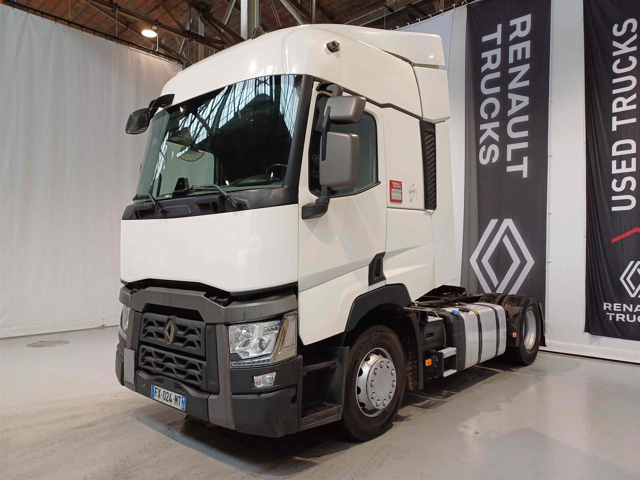 RENAULT T 480 - Tractor head: gambar 2 RENAULT T 480 - Tractor head: gambar 2