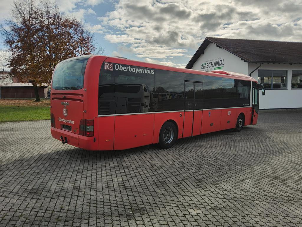 MAN Lion´s Regio R12 53+1+1 Sitze / Klima / 6 Gang - Bus pinggiran kota: gambar 4 MAN Lion´s Regio R12 53+1+1 Sitze / Klima / 6 Gang - Bus pinggiran kota: gambar 4