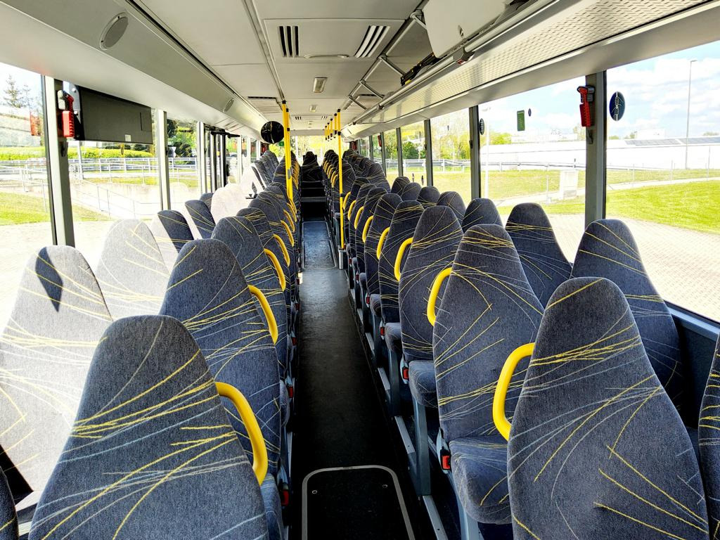 Mercedes Benz O 550 Integro L 360 PS - Euro 6 / Klima / Automatik / Lift - Bus pinggiran kota: gambar 5 Mercedes Benz O 550 Integro L 360 PS - Euro 6 / Klima / Automatik / Lift - Bus pinggiran kota: gambar 5