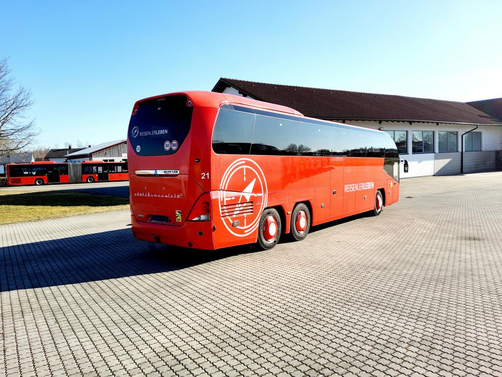 Neoplan Cityliner P15 Euro 6 / 53 Sitze - Bus pariwisata: gambar 4 Neoplan Cityliner P15 Euro 6 / 53 Sitze - Bus pariwisata: gambar 4
