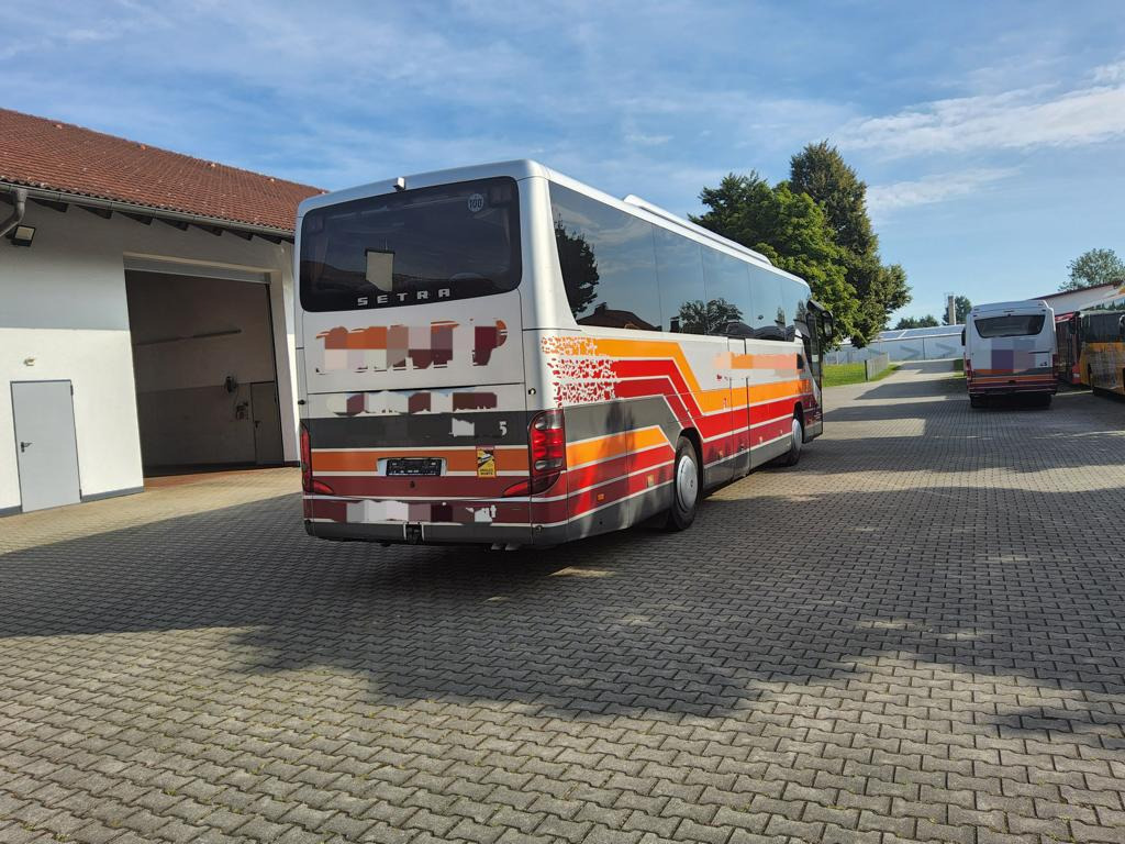 Setra S 415 GT HD / ORIGINAL KM !! / WC / 49+1+1 - Bus pariwisata: gambar 4 Setra S 415 GT HD / ORIGINAL KM !! / WC / 49+1+1 - Bus pariwisata: gambar 4