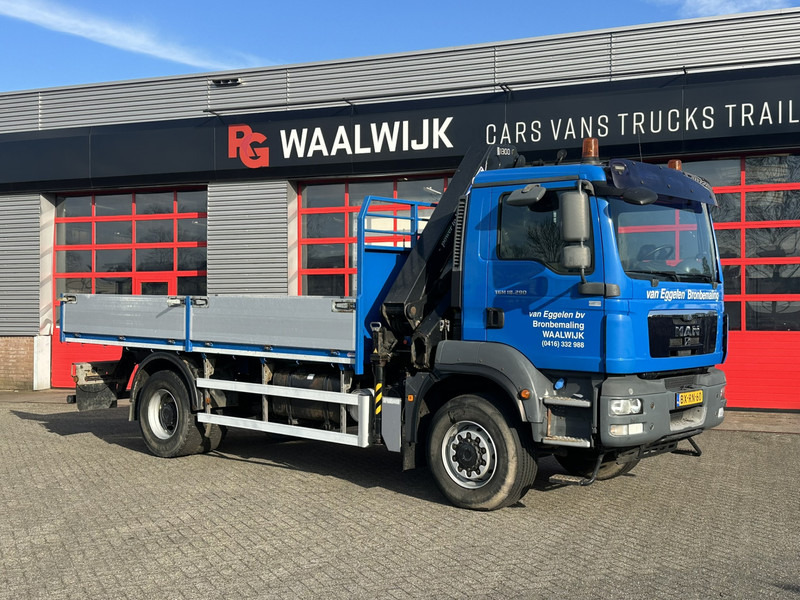 MAN TGM 18-290 4x4 Kraan met Open laadbak HMF Kraan 13 T - Truk derek: gambar 3 MAN TGM 18-290 4x4 Kraan met Open laadbak HMF Kraan 13 T - Truk derek: gambar 3