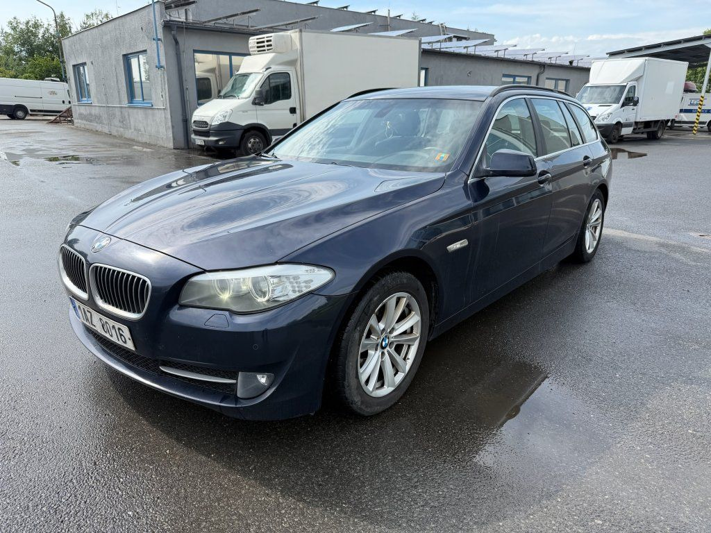 BMW 520D Touring F11 - Mobil: gambar 2 BMW 520D Touring F11 - Mobil: gambar 2