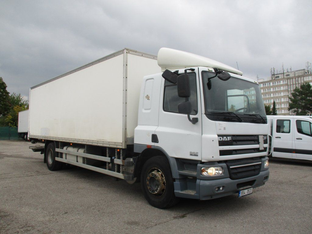 DAF CF 75.310 - Truk box: gambar 3 DAF CF 75.310 - Truk box: gambar 3