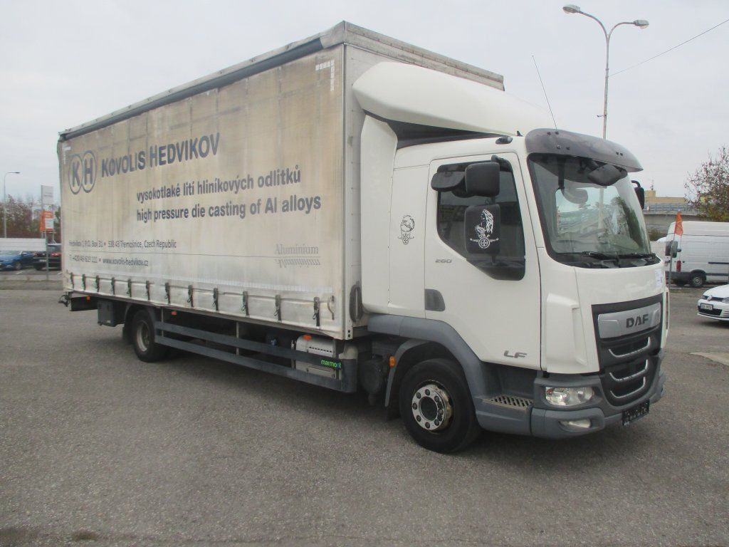 DAF LF 12.260 - Truk dengan terpal samping: gambar 2 DAF LF 12.260 - Truk dengan terpal samping: gambar 2