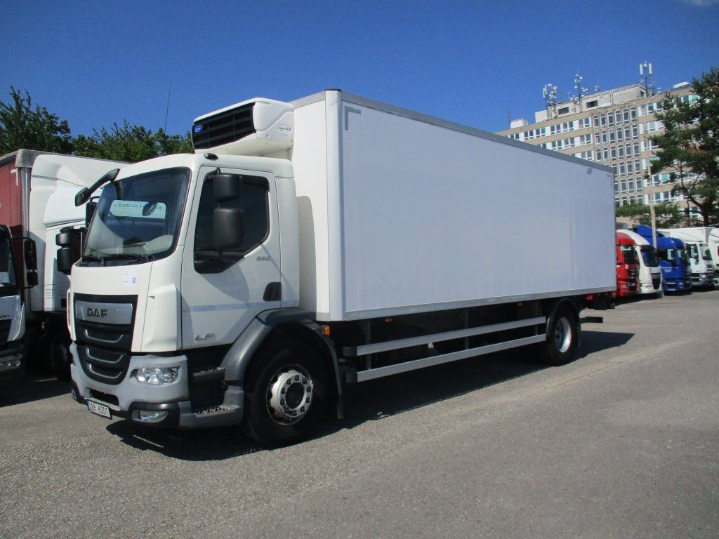 DAF LF 18.260 DAF LF 18.260 Xarios 600 - Truk berpendingin: gambar 1 DAF LF 18.260 DAF LF 18.260 Xarios 600 - Truk berpendingin: gambar 1