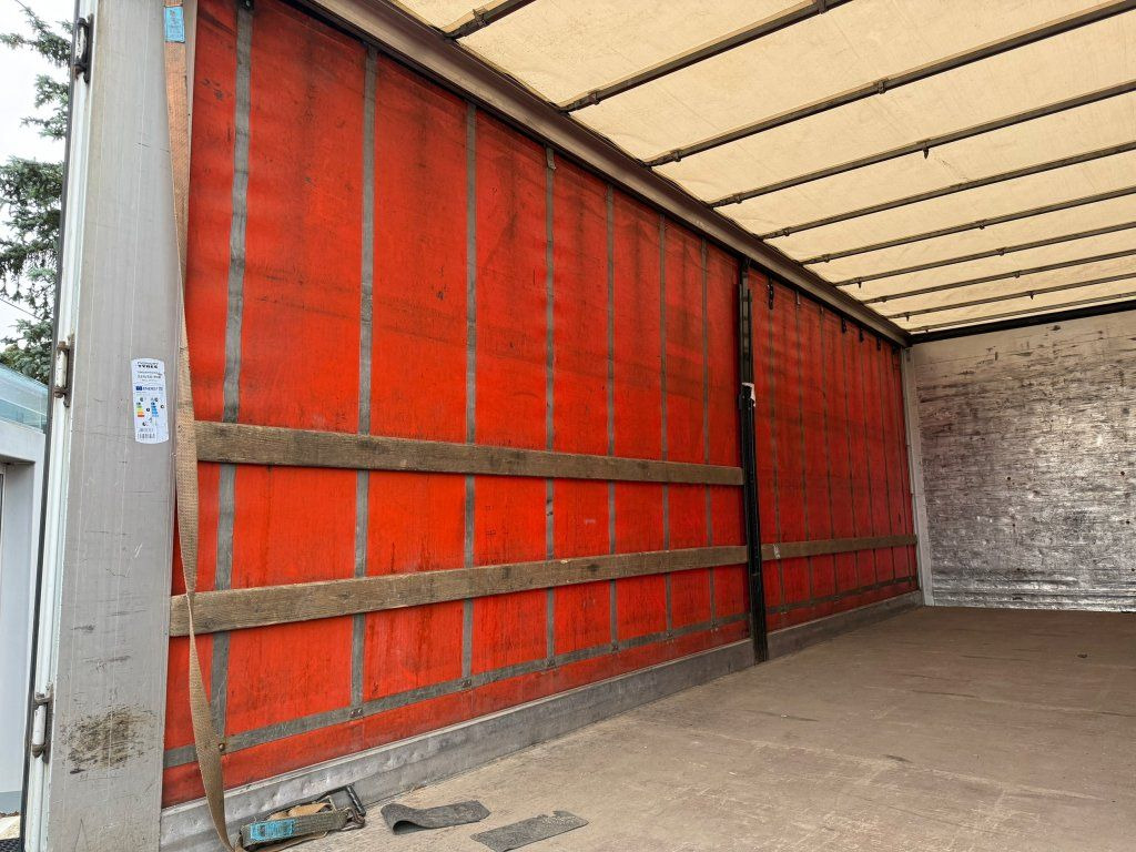 Truk dengan terpal samping DAF LF55.250 EURO 4: gambar 18