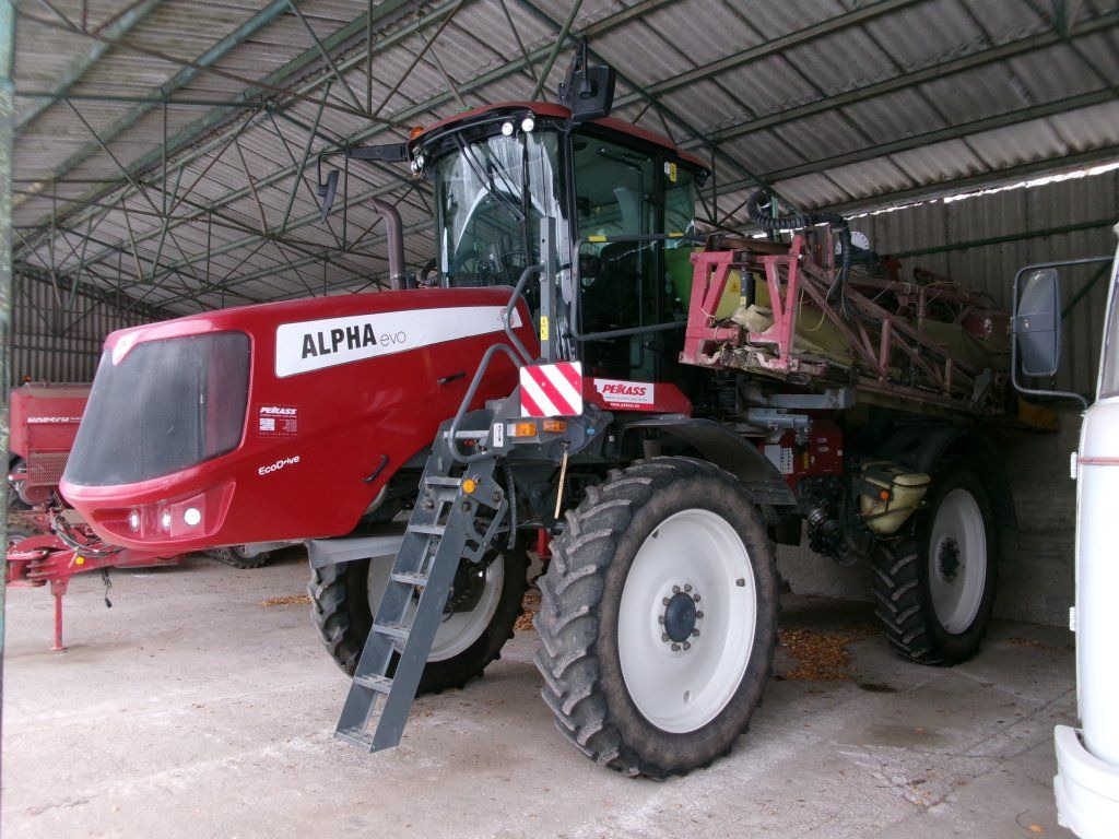 HARDI EVRARD Alpha Evo AH14 - Penyemprot self-propelled: gambar 1 HARDI EVRARD Alpha Evo AH14 - Penyemprot self-propelled: gambar 1