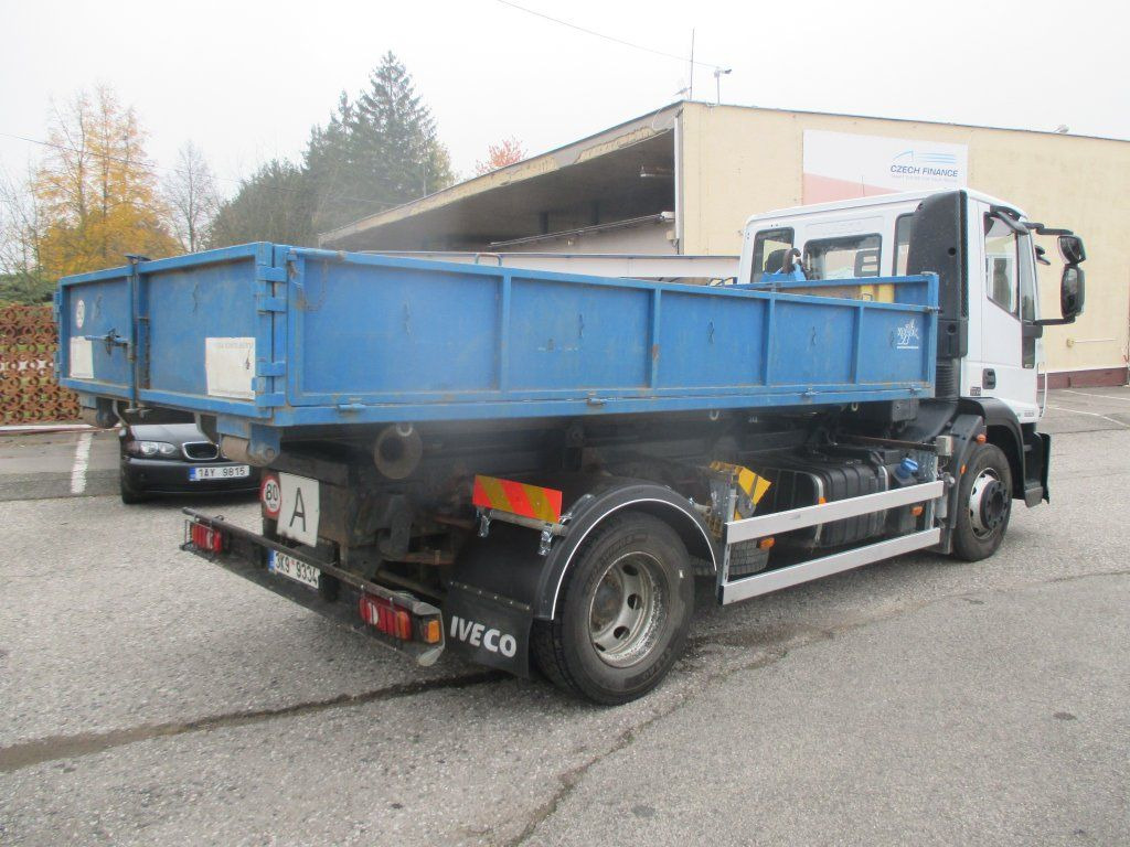 Iveco 120E - Hook lift: gambar 4 Iveco 120E - Hook lift: gambar 4