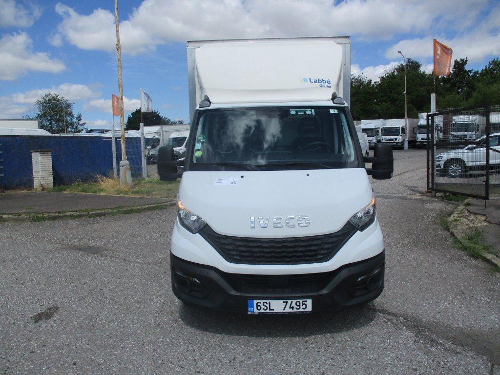 Iveco 35C16 Daily 3,0l - Van box: gambar 2 Iveco 35C16 Daily 3,0l - Van box: gambar 2