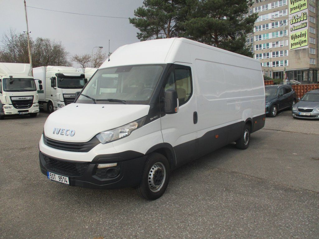 Iveco 35S16 MAXI - Van panel: gambar 1 Iveco 35S16 MAXI - Van panel: gambar 1