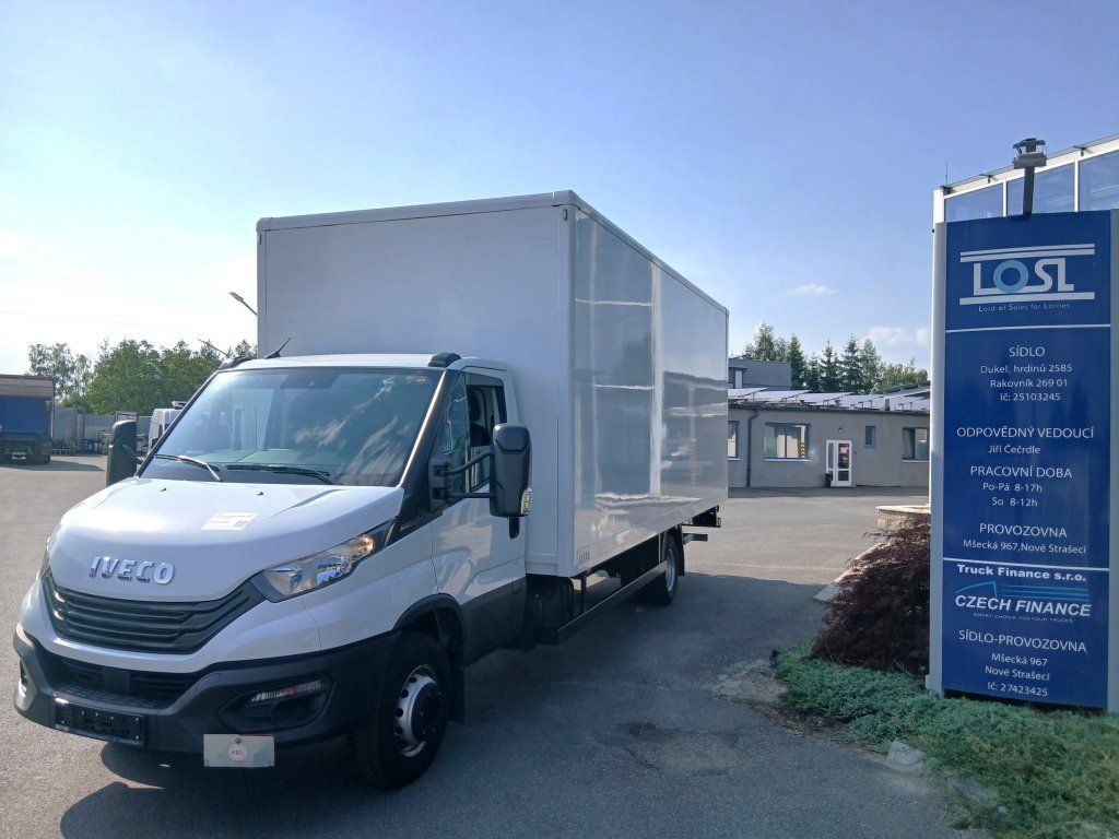 Iveco 72-210 (70C210) - Van box: gambar 1 Iveco 72-210 (70C210) - Van box: gambar 1