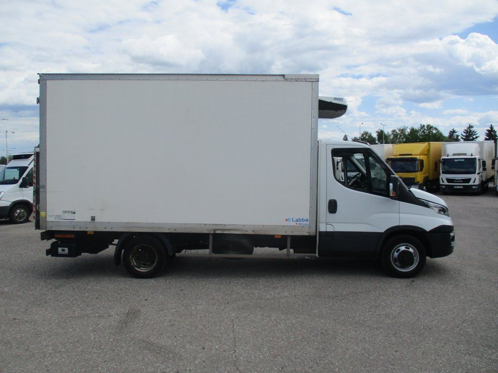 Iveco Daily 35C16 Dhollandia - Van berpendingin: gambar 4 Iveco Daily 35C16 Dhollandia - Van berpendingin: gambar 4