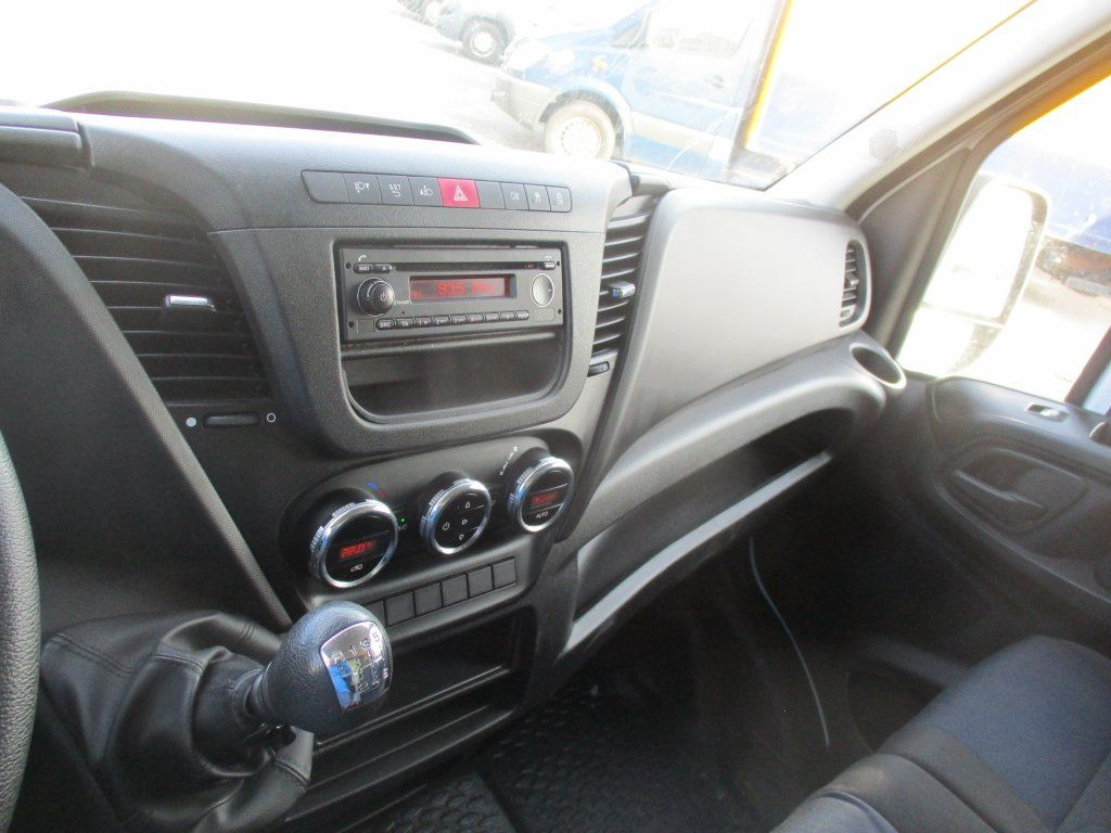 Van box Iveco Daily 35C16 , Höhe 2,3m: gambar 11 Van box Iveco Daily 35C16 , Höhe 2,3m: gambar 11