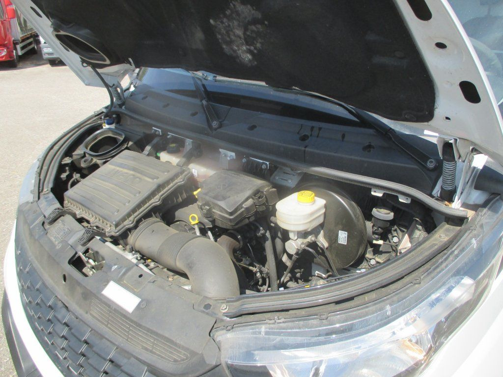 Leasing Iveco Daily 35C16 Iveco Daily 35C16: gambar 19 Leasing Iveco Daily 35C16 Iveco Daily 35C16: gambar 19