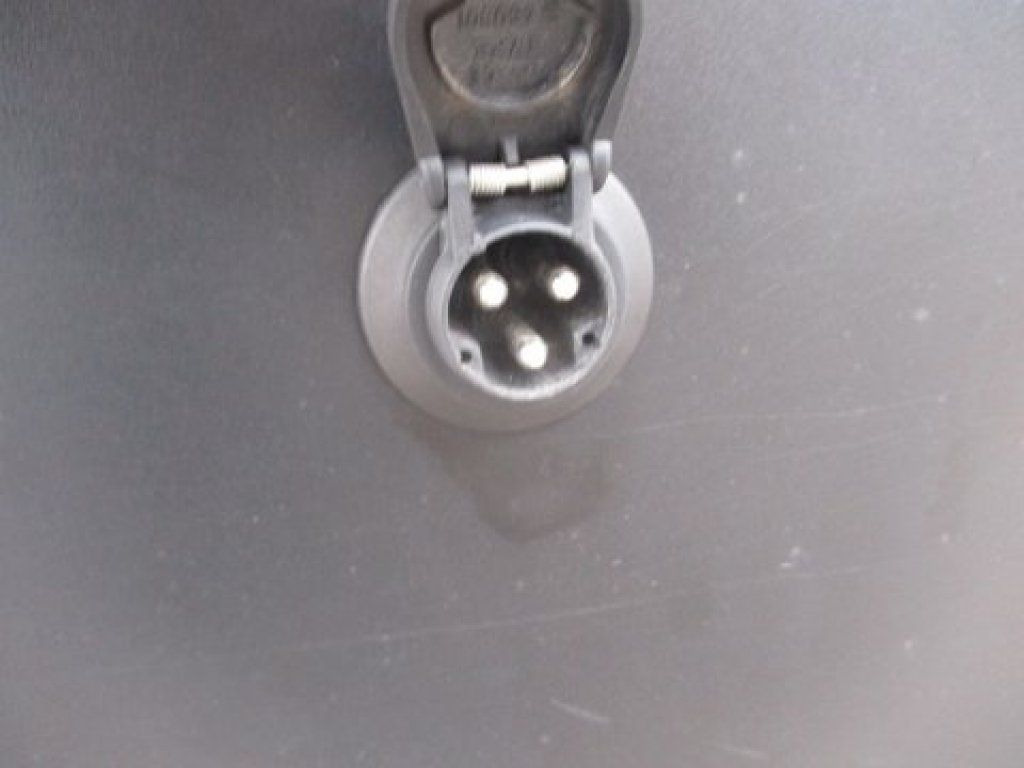 Iveco Daily 35S15V - Van panel: gambar 5 Iveco Daily 35S15V - Van panel: gambar 5