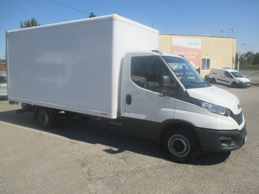 Iveco Daily 35S16 - Van panel: gambar 2 Iveco Daily 35S16 - Van panel: gambar 2