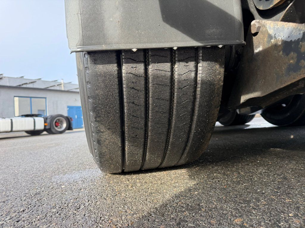 Semi-trailer dengan terpal samping Kögel S24-1 MEGA/lowdeck: gambar 7