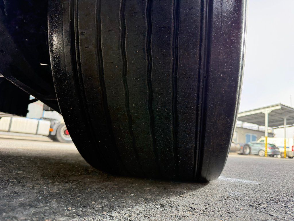 Semi-trailer dengan terpal samping Kögel S24-1 MEGA/lowdeck: gambar 13