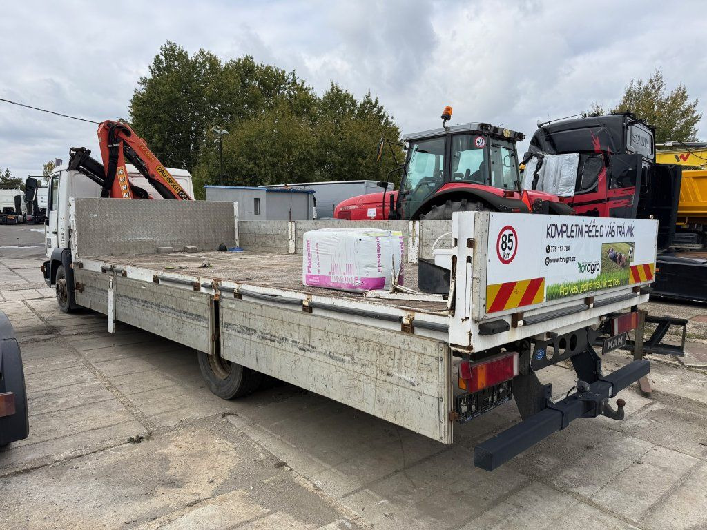 MAN 12.185 EURO 3 Kran UNBEWEGLICH - Truk derek: gambar 5 MAN 12.185 EURO 3 Kran UNBEWEGLICH - Truk derek: gambar 5