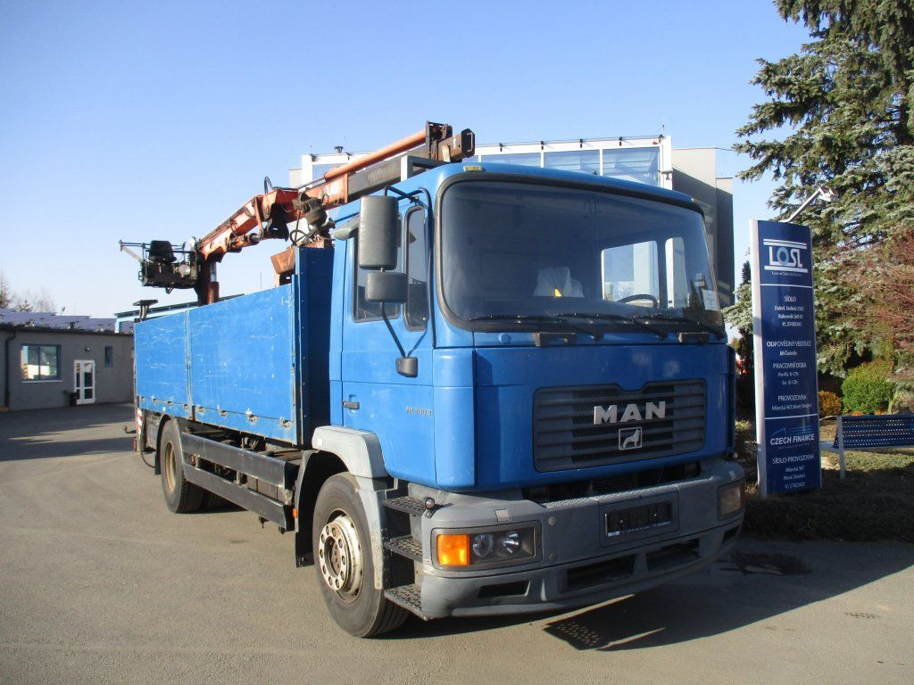 MAN 12.284 EURO 2 ATLAS - Truk derek: gambar 2 MAN 12.284 EURO 2 ATLAS - Truk derek: gambar 2