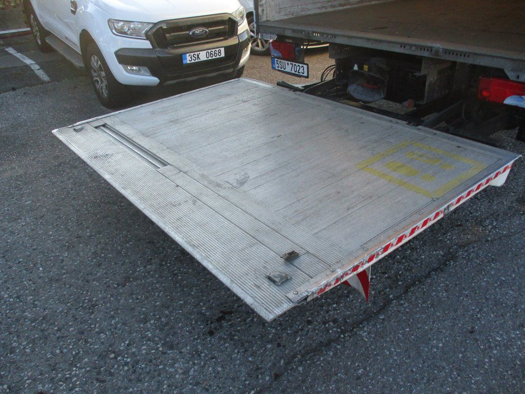 MAN TGL 12.220 - Truk dengan terpal samping: gambar 5 MAN TGL 12.220 - Truk dengan terpal samping: gambar 5