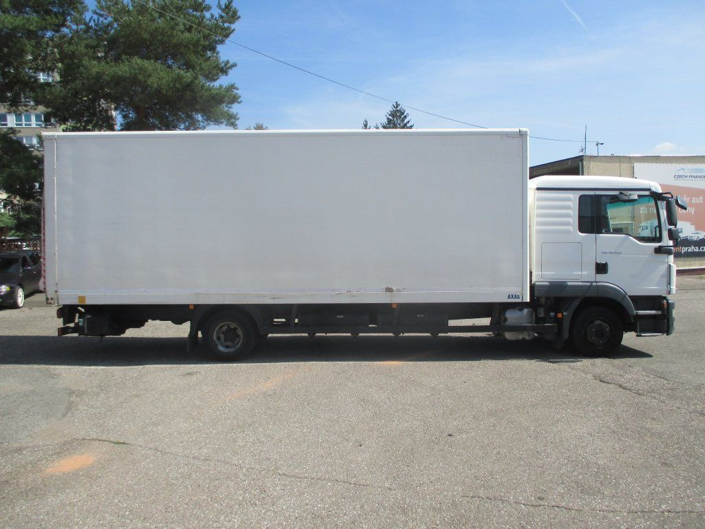 MAN TGL 12.250 - Truk box: gambar 4 MAN TGL 12.250 - Truk box: gambar 4