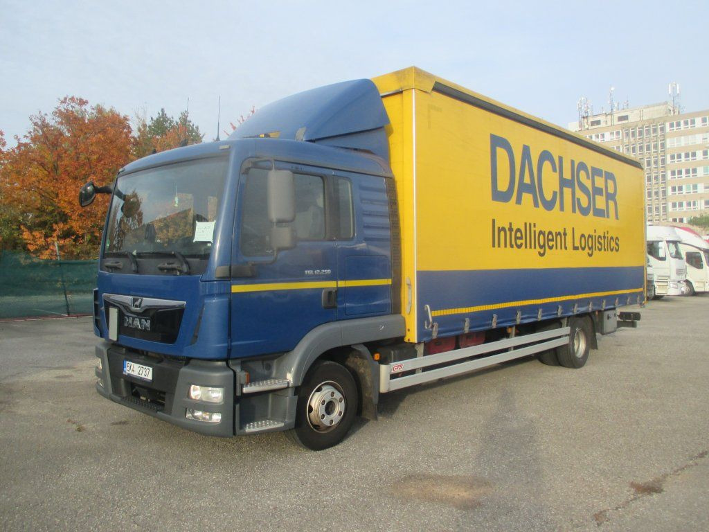 MAN TGL 12.250 - Truk dengan terpal samping: gambar 1 MAN TGL 12.250 - Truk dengan terpal samping: gambar 1