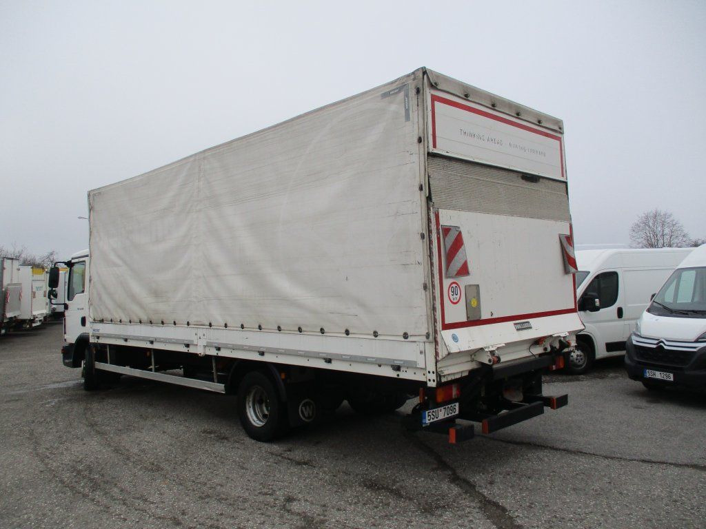 MAN TGL 12.250 - Truk dengan terpal samping: gambar 4 MAN TGL 12.250 - Truk dengan terpal samping: gambar 4