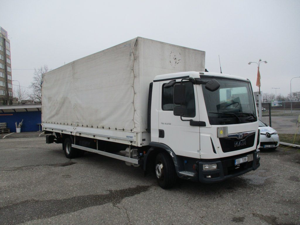 MAN TGL 12.250 - Truk dengan terpal samping: gambar 1 MAN TGL 12.250 - Truk dengan terpal samping: gambar 1