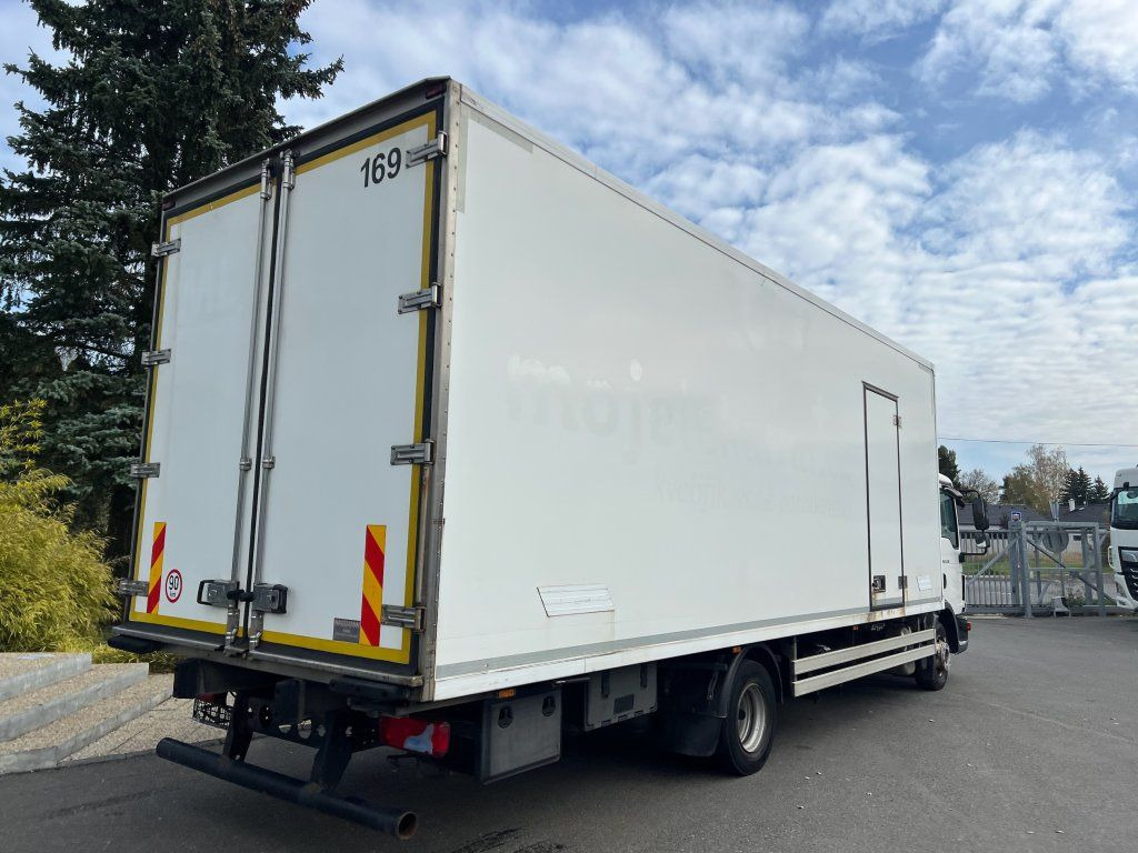 MAN TGL12.220 EURO 6 Carrier Xarios 600 - Truk berpendingin: gambar 4 MAN TGL12.220 EURO 6 Carrier Xarios 600 - Truk berpendingin: gambar 4