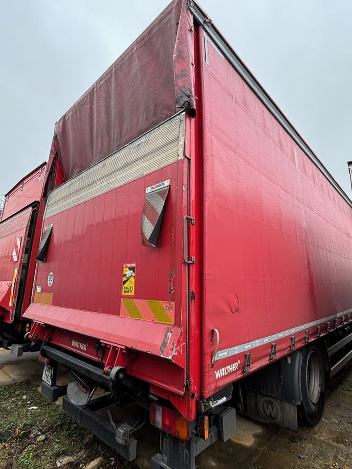 MAN TGM18.340 EURO 6 UNANGETRIEBEN - Truk dengan terpal samping: gambar 4 MAN TGM18.340 EURO 6 UNANGETRIEBEN - Truk dengan terpal samping: gambar 4