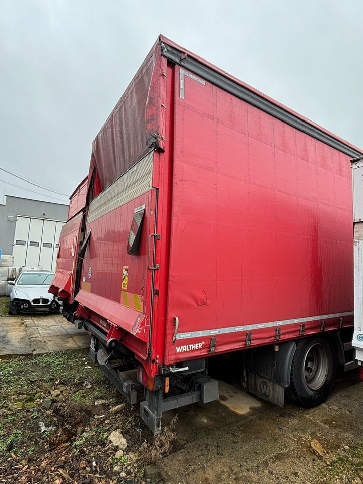 MAN TGM18.340 EURO 6 UNANGETRIEBEN - Truk dengan terpal samping: gambar 5 MAN TGM18.340 EURO 6 UNANGETRIEBEN - Truk dengan terpal samping: gambar 5