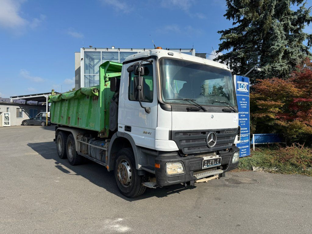 Mercedes-Benz 2641 Actros 6x4 EURO 4 - Truk jungkit: gambar 2 Mercedes-Benz 2641 Actros 6x4 EURO 4 - Truk jungkit: gambar 2