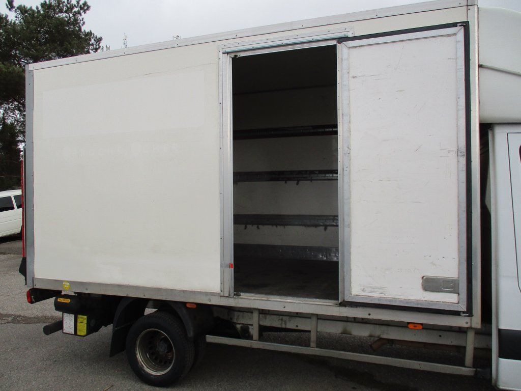 Mercedes-Benz Sprinter 514 CDi - Van panel: gambar 5 Mercedes-Benz Sprinter 514 CDi - Van panel: gambar 5
