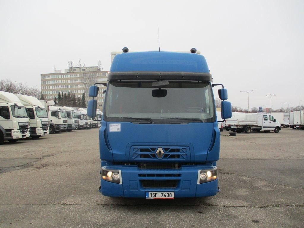 Renault D18, 320 - Truk box: gambar 2 Renault D18, 320 - Truk box: gambar 2
