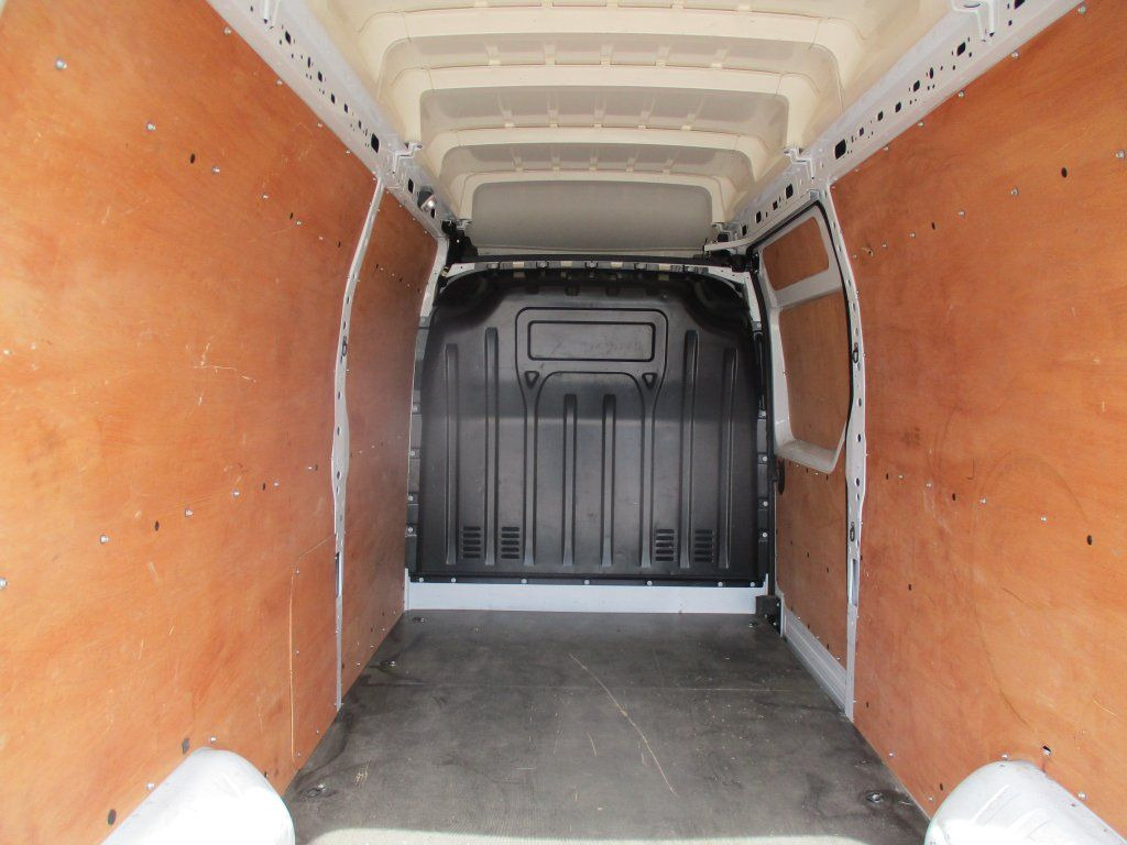 Leasing  Renault Master 2.3dci L3H3 Renault Master 2.3dci L3H3: gambar 10