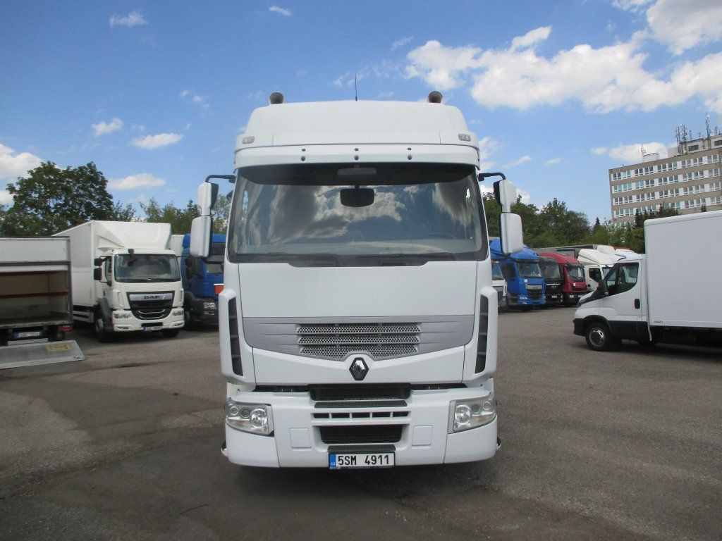 Renault Premium 380 Dxi - Truk box: gambar 2 Renault Premium 380 Dxi - Truk box: gambar 2
